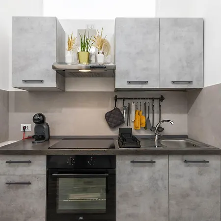Sun House Apartment