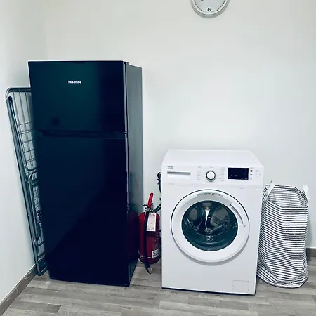 Sun House Apartment *