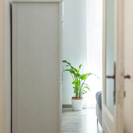 Sun House Apartment *